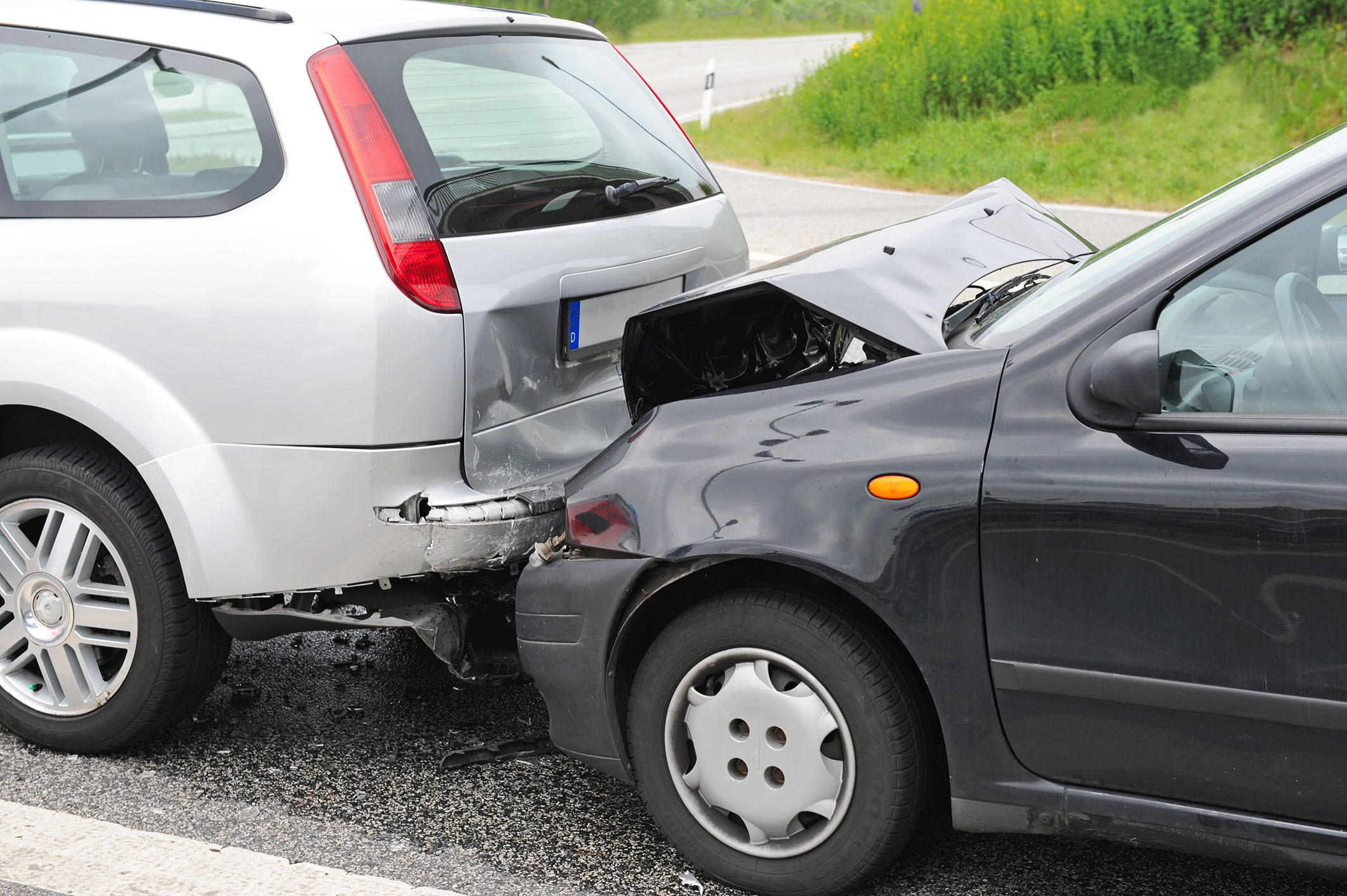 Verkehrsunfälle passieren öfter als vermutet: Fast jeder vierte Deutsche war einer Umfrage zufolge in den letzten fünf Jahren mindestens einmal in einen Crash verwickelt. Foto: djd/Roland Rechtsschutz-Versicherungs-AG/benjaminnolte - stock.adobe.com