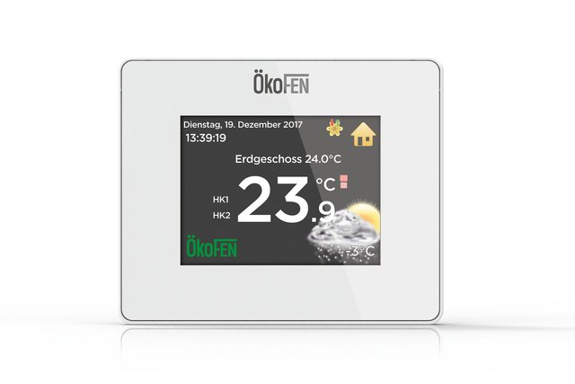 Die Bedienung des gesamten Energiesystems erfolgt über einen Heizkreisregler am Pelletkessel, per App oder mobilem Bedienteil sowie Schnittstellen zu Smart-Home-Systemen. Foto: djd/ÖkoFEN