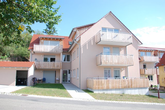 Sozialer Wohnungsbau: Der im März 2015 bezogene Neubau in der Kirchstraße 10 und 12 deckt die Nachfrage nach günstigen Mieten. | Foto: Kommunalbau GmbH