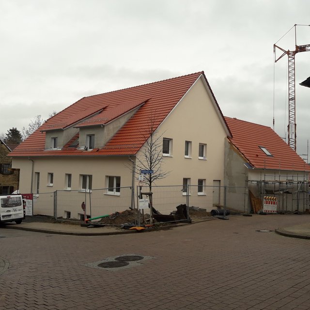 Lückenschluss: Das erste Kommunalbau-Projekt im Ortsteil Flehingen schließt eine langzeitige Baulücke im Bereich Gochsheimer Straße/Talweg und soll noch dieses Jahr bezugsfertig sein. | Foto: Kommunalbau GmbH