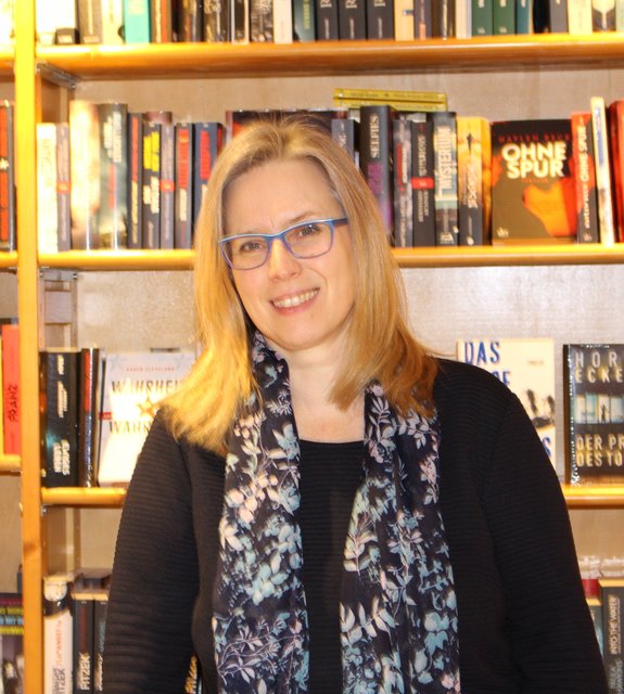 Ulrike Müller von der Brettener Buchhandlung Kolibri.