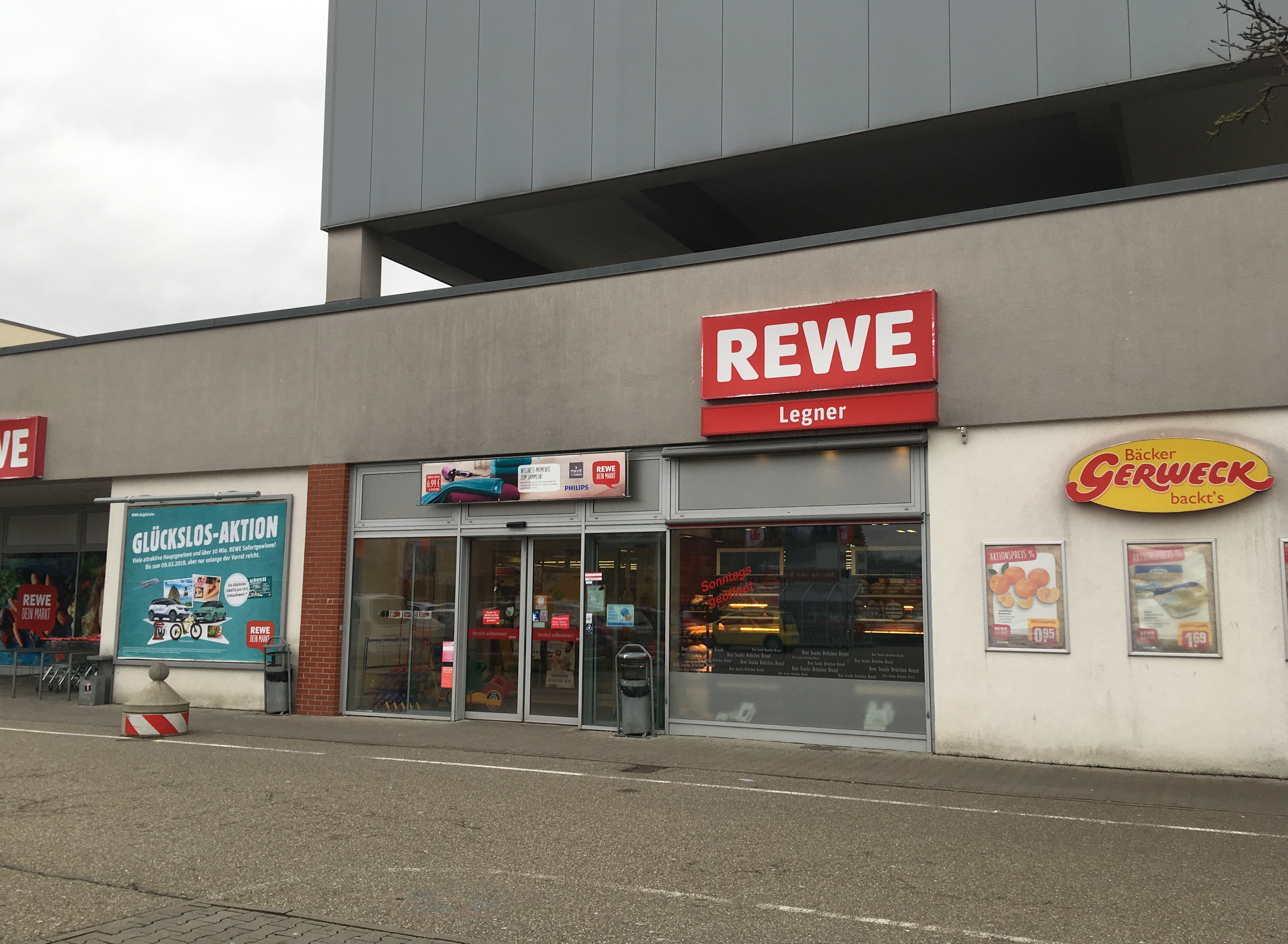 Der REWE-Markt im Kraichgau-Center präsentiert sich am 12. Februar nach einer Schließzeit von drei Wochen mit einem modernen Shop-Design und größerer Auswahl.