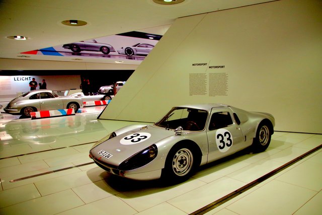 Porsche 904