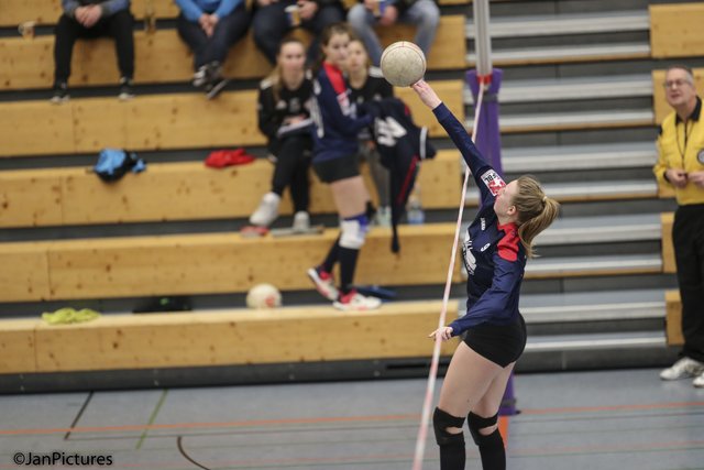 Die Nr. 9 des TV Bretten Celine Jensen