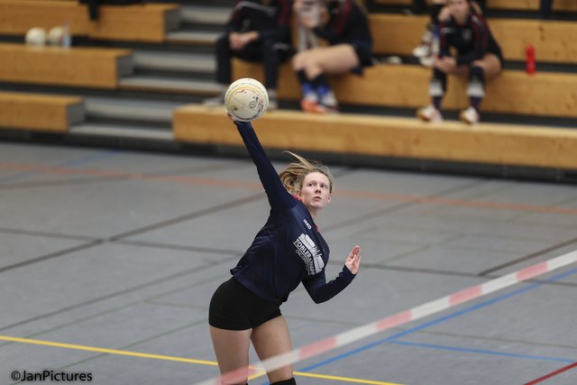 Die Nr. 9 des TV Bretten Celine Jensen