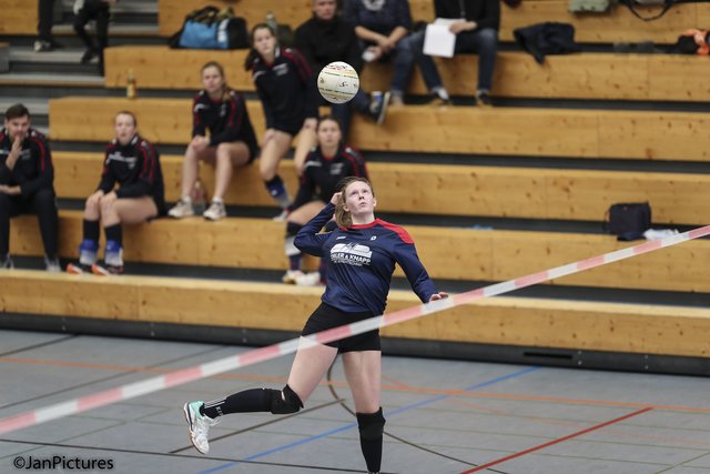 Die Nr. 9 des TV Bretten Celine Jensen