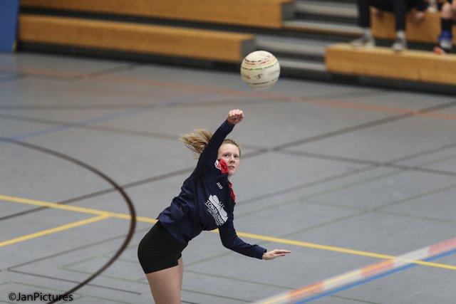 Die Nr. 9 des TV Bretten Celine Jensen