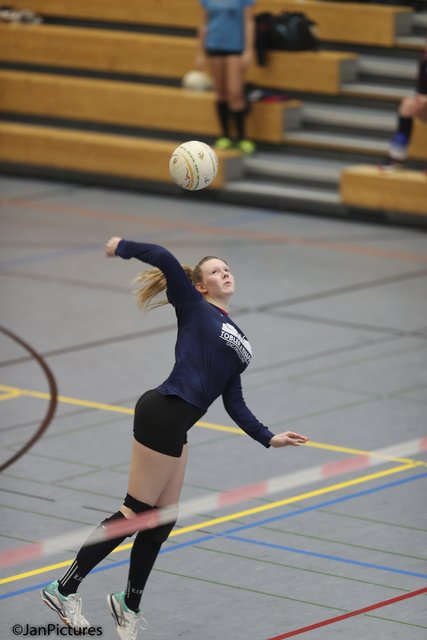 Die Nr. 9 des TV Bretten Celine Jensen