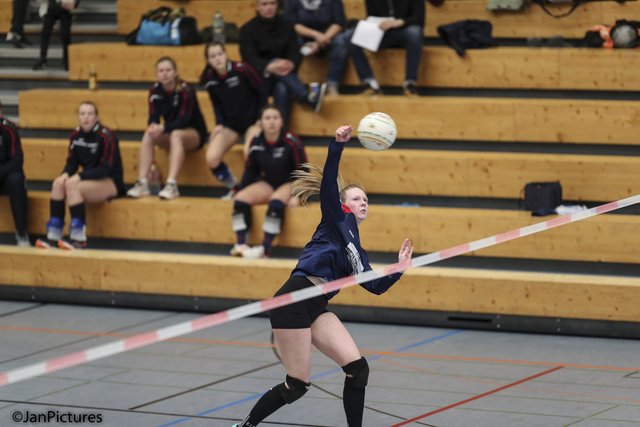 Die Nr. 9 des TV Bretten Celine Jensen