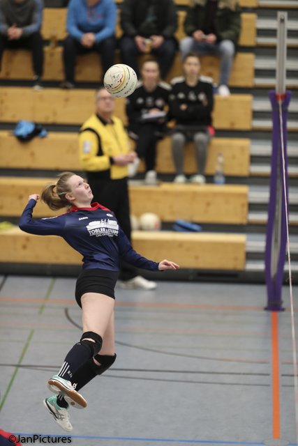 Die Nr. 9 des TV Bretten Celine Jensen