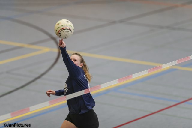 Die Nr. 9 des TV Bretten Celine Jensen