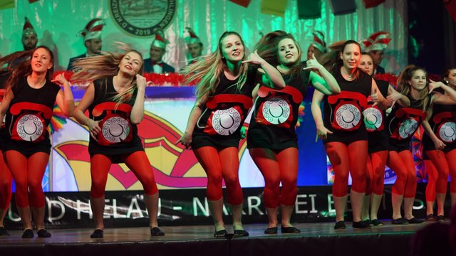 TSV Tanzgruppe - Telefontanz