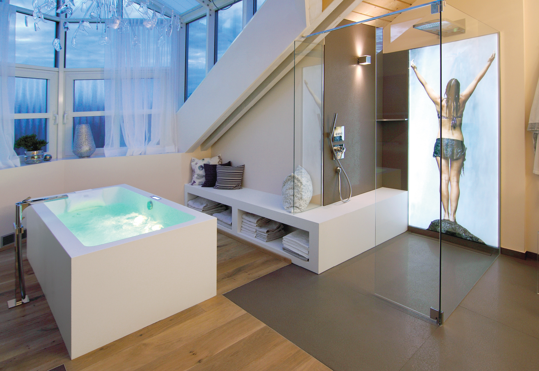 Ein gesundheitsförderndes Badezimmer sollte professionell geplant werden. Foto: Die Badgestalter/txn