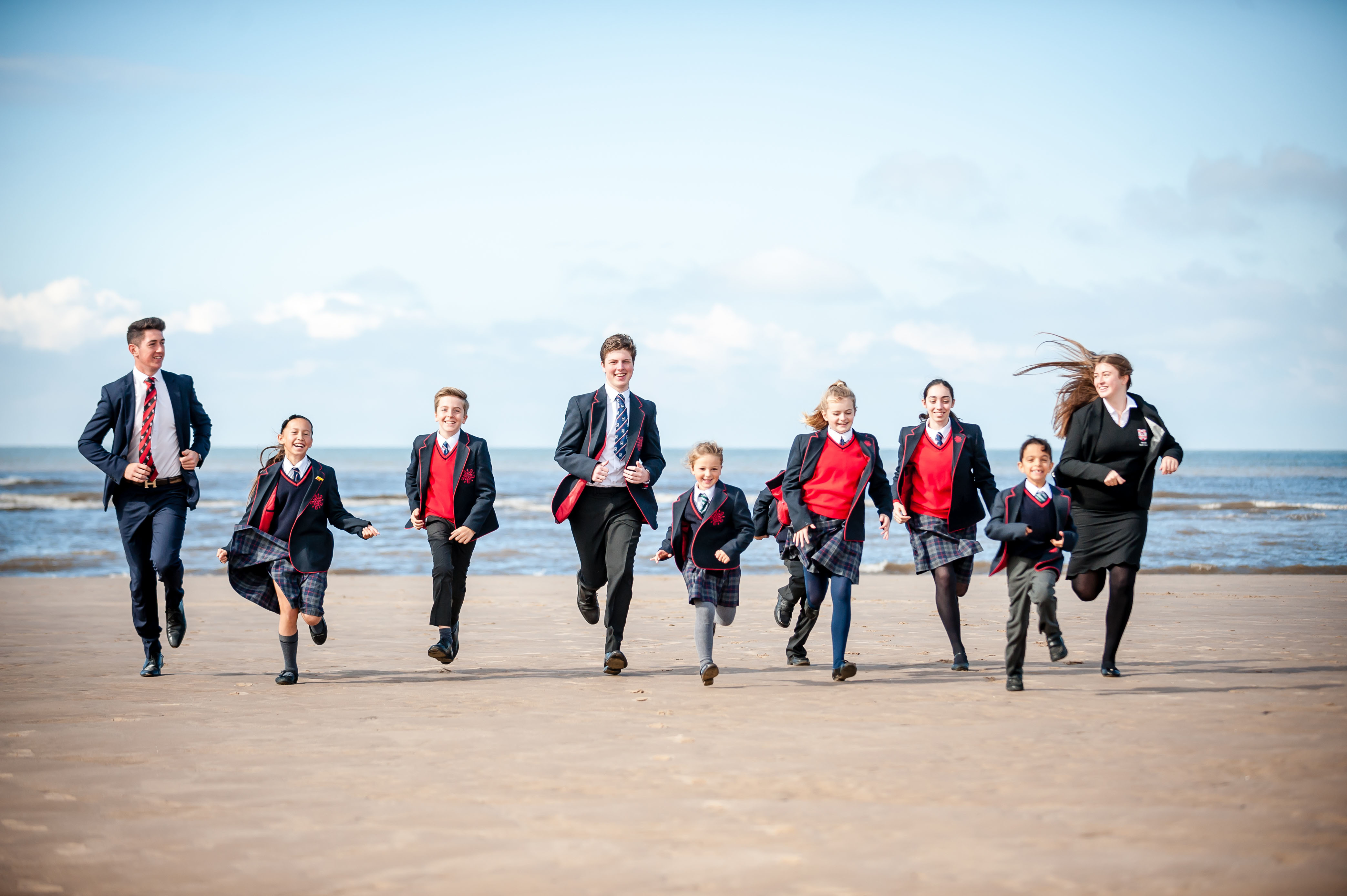 Die angebotenen Sprachreisen für Schüler und das Freizeitprogramm sollten immer genau auf das Alter abzielen. Foto: djd/www.get-education.com