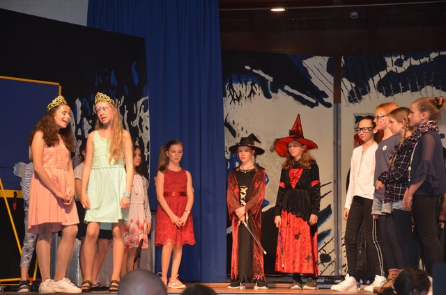 Viel Theater gab es an der Leopold-Feigenbutz-Realschule in Oberderdingen.