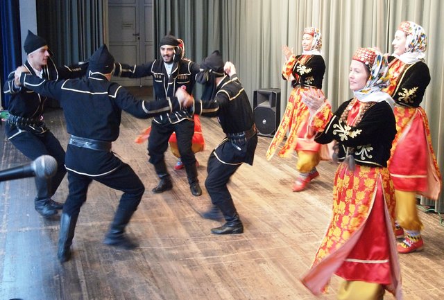 Die türkische Tanzgruppe Arkadash