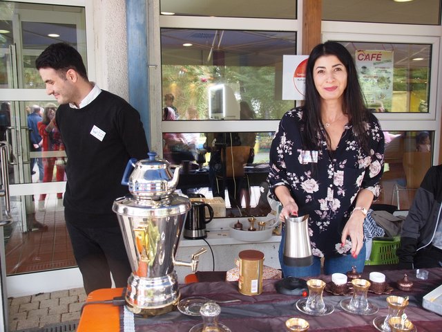 Türkischer Kaffee, ganz stilecht ...