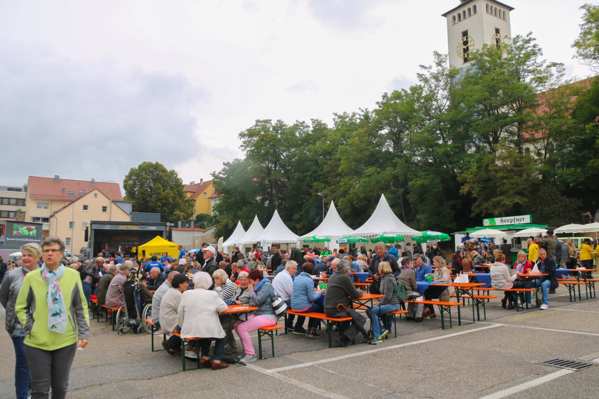 Schlemmen in der Melanchthonstadt Viele tausend Besucher beim SWR1