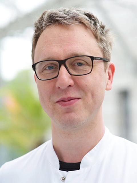 PD Dr. med. David Kaul
