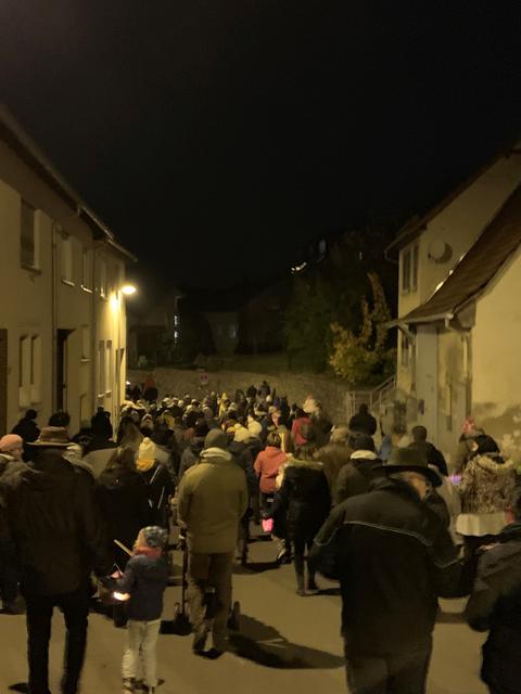 Auf dem Weg durch die Straßen Obergrombachs