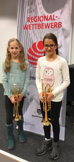 Trompete Ensemble (Lehrer: Mathias Dürr) Nike Maisch, Lilia Nikolaus