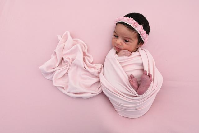 Nihal Hassani aus Bruchsal kam am 28.01.2020 in der Fürst-Stirum Klinik Bruchsal zur Welt und wog bei einer Größe von 50 Zentimetern 2750 Gramm. | Foto: babysmile24.de