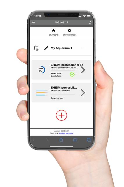 Ohne zusätzliche App lässt sich der Filter kabellos individuell programmieren und steuern - einfach per Smartphone, Tablet oder Computer. Foto: djd/Eheim