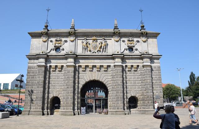 Das Hohe Tor in Danzig: Das prunkvolle Stadttor im italienischen Stil bildete ursprünglich die Hauptzufahrt zur früheren Handelsmetropole an der Ostsee. | Foto: ch