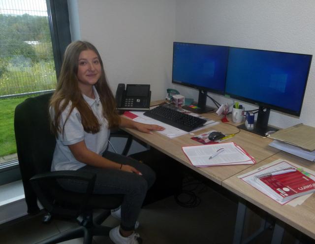 "Die Neue", Nadine Velten an ihrem Arbeitsplatz