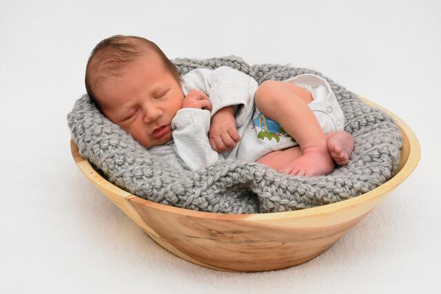 Björn Lasse Palacin Coreea aus Bretten kam am 30.09.2020 in der Fürst-Stirum Klinik Bruchsal zur Welt und wog bei einer Größe von 52 Zentimetern 3110 Gramm. | Foto: babysmile24.de