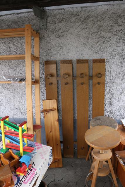 Diese nutzbaren Gegenstände sind zu verschenken. | Foto: bea