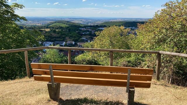 Blick vom Burgberg Sternenfels von Rolf Helmut Strobel
