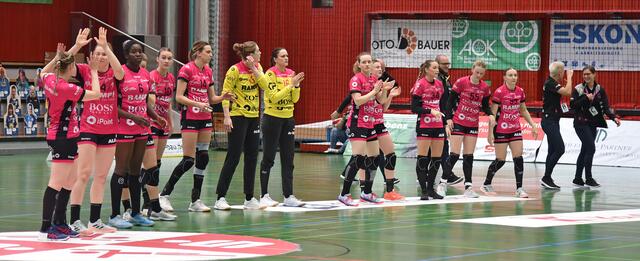 Die Tussies aus Metzingen vor dem wichtigen Spiel in der Ballei gegen den Konkurrenten (NSU) um die internationalen Plätze.
FotoArchiv Merkel+Merkel