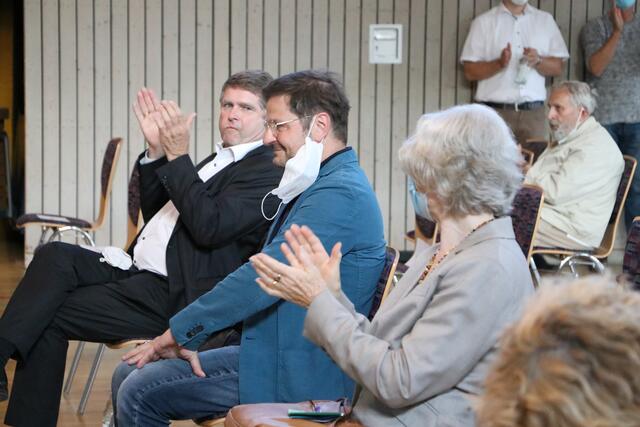 Applaus für die Wahl zum neuen Stadtvogt. | Foto: bea