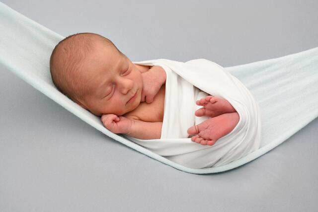 Luca D'Angelo aus Bretten kam am 22.06.2021 in der Fürst-Stirum Klinik Bruchsal zur Welt und wog bei einer Größe von 52 Zentimetern 3180 Gramm. | Foto: babysmile24.de