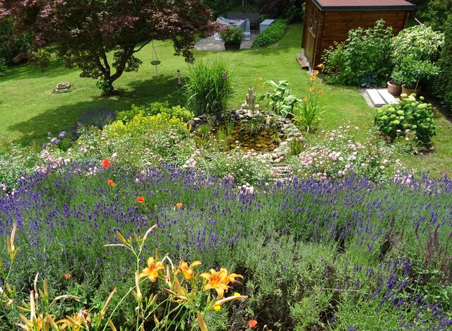 Der Garten von Helga Rössner aus Königsbach-Stein.
