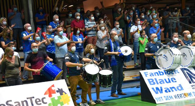 The Blue Drummer Boyz