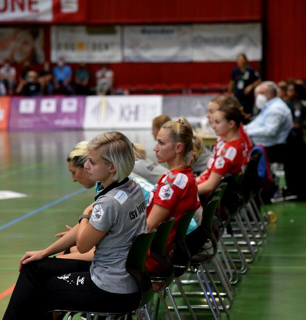 Die nachdenkliche Werkselfenbank...

FotoArchiv Merkel+Merkel