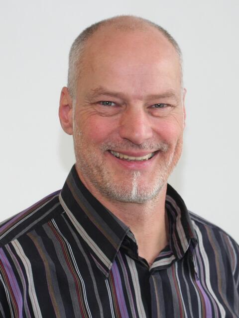 Dipl.-Ing. (FH), Dipl. Wirtsch. Ing. (FH) Norbert Allgäuer-Wiederhold. Quelle: Sprechzeit / privat