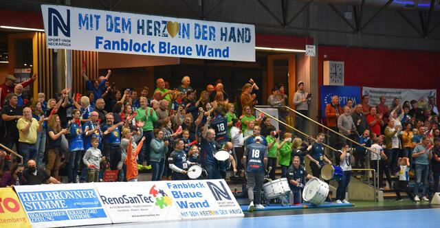 Die blaue Wand...nomen est omen, erneut Note 1 plus !
FotoArchiv Merkel+Merkel