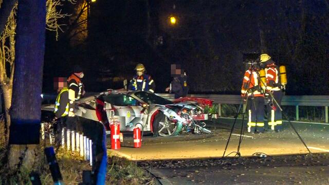 Bei einem schweren Unfall wurde ein Hybrid-Ferrari, der als sogenannter Erlkönig unterwegs war, vollkommen zerstört. | Foto: Julian Buchner / ER24