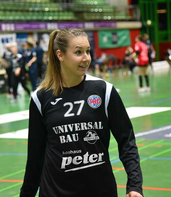 Die "Schaltzentrale" des THC, Kerstin Kündig, Schweizer Nationalspielerin, Rückraum Mitte, sechs Treffer ...(Siebenmeter &gt;3/3)

FotoArchiv Merkel+Merkel