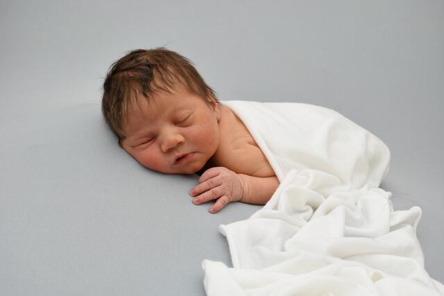 Frieda Marie Brandner aus Bretten kam am 31.01.2022 in der Fürst-Stirum Klinik Bruchsal zur Welt und wog bei einer Größe von 50 Zentimetern 3310 Gramm. | Foto: babysmile24.de