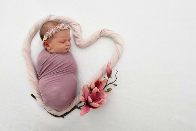 Malia Herrling aus Bad Schönborn kam am 23.02.2022 in der Fürst-Stirum Klinik Bruchsal zur Welt und wog bei einer Größe von 52 Zentimetern 3400 Gramm. | Foto: babysmile24.de