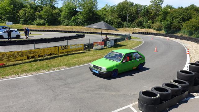 Gerald Wörthwein mit seinem VW Polo