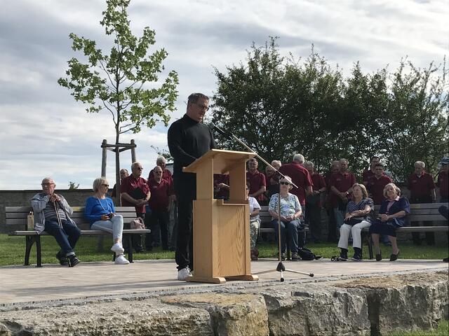 Pfarrer Christian Mono