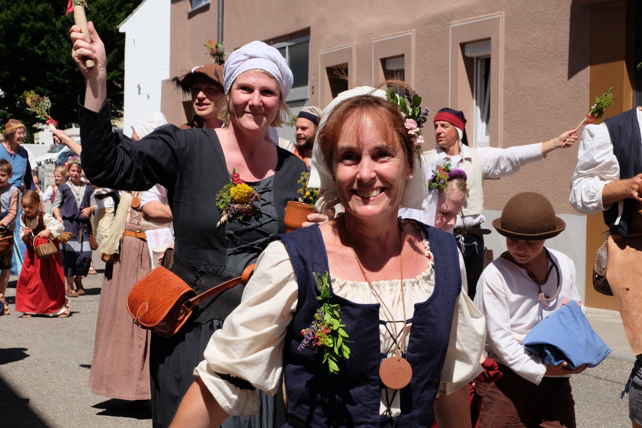 Höhepunkt des PeterundPaulFestes PeterundPaulFestzug am Sonntag