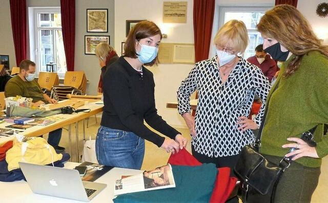 Gewandberatung unter Corona-Bedingungen im November 2021. | Foto: IG Gewand