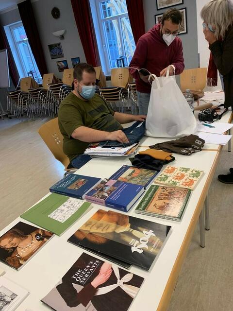 Gewandberatung unter Corona-Bedingungen im November 2021. | Foto: IG Gewand