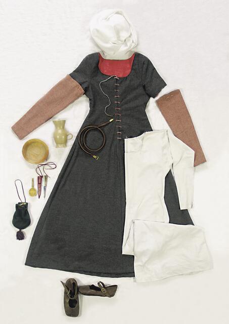 Kleider machen Leute! Basis-Ausstattung für Frau &amp; Mann nach den Schnitten aus dem Buch "Um 1504. Die Kleidung - Grundausstattung". | Foto: IG Gewand